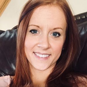 Meet your Posher, Holly